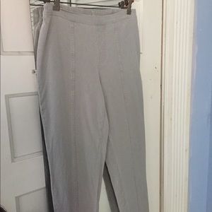 Light grey Isaac Mizrahi Live 24/7 pants